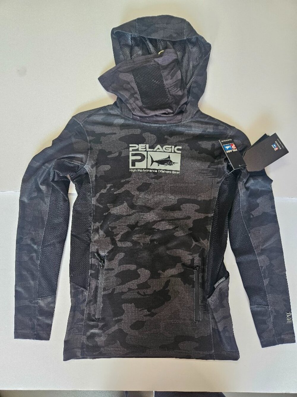 Pelagic Big Boys Exo-Tech Fish Camo | Youth S | Black | 4X Tech | NWT $88